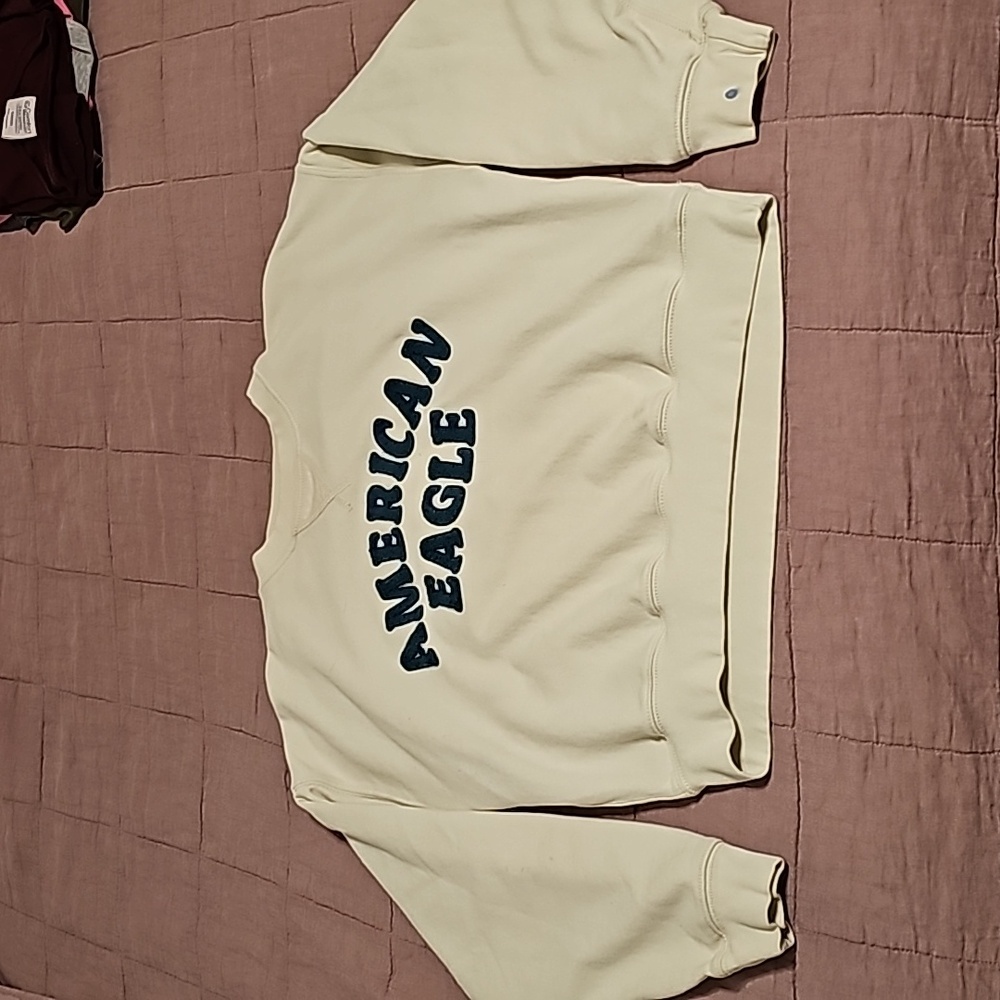 American Eagle Sweatshirt. XS.